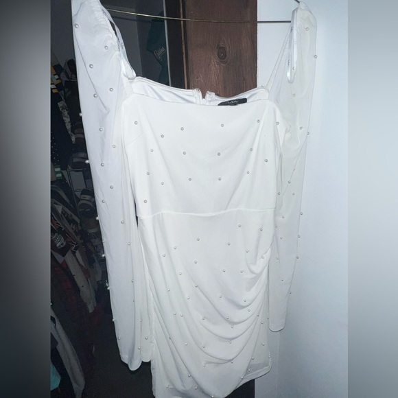 Lulu’s ivory pearl mini dress - size small - Picture 2 of 4